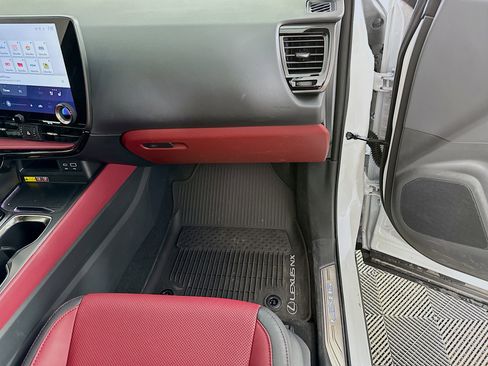 Used 2025 Lexus NX 350 AWD w/ Luxury Package image 33