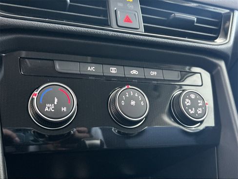 New 2026 Volkswagen Taos S image 27