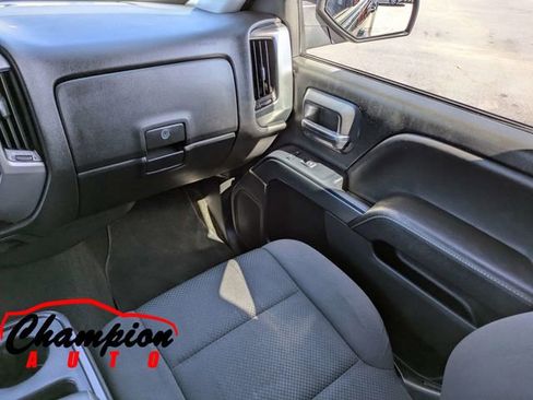 Used 2018 Chevrolet Silverado 1500 LT w/ LT Eassist Package image 20