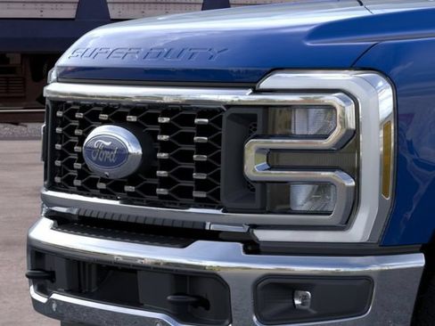 New 2026 Ford F350 King Ranch w/ Chrome Package AWD/4WD image 17