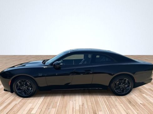 Used 2025 Dodge Charger R/T w/ Quick Order Package 25M R/T image 4