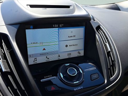 Used 2018 Ford Escape Titanium w/ Ford Safe & Smart Package image 21