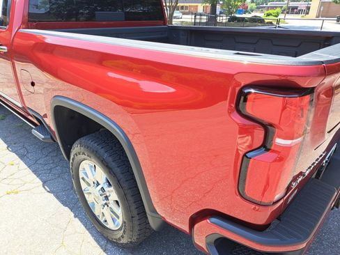 Used 2025 Chevrolet Silverado 2500 High Country w/ High Country Premium Package AWD/4WD image 20