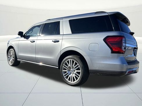 Used 2023 Ford Expedition Max Limited image 3
