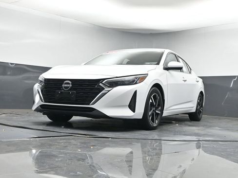 Used 2024 Nissan Sentra SV image 24