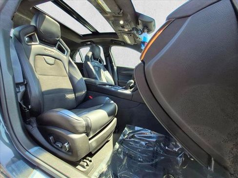 Used 2018 Cadillac CTS V w/ Luxury Package RWD image 20