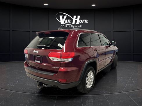 Used 2019 Jeep Grand Cherokee Laredo AWD/4WD image 7