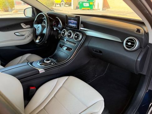 Used 2017 Mercedes-Benz C 300 Sedan image 31