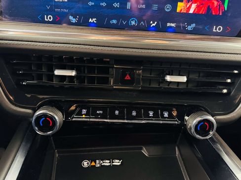 Used 2025 Chevrolet Tahoe Z71 AWD/4WD image 17