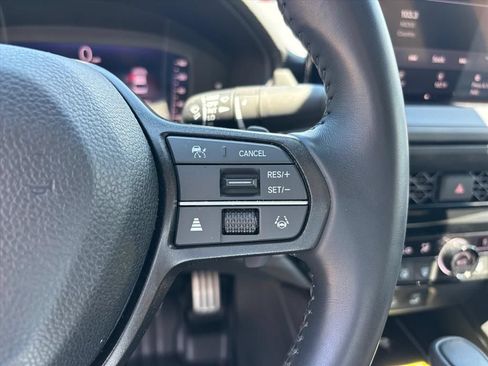 Used 2025 Honda Accord Sport image 15