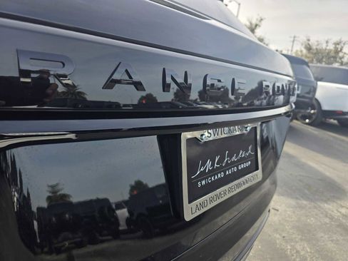 New 2026 Land Rover Range Rover Velar Dynamic SE image 16