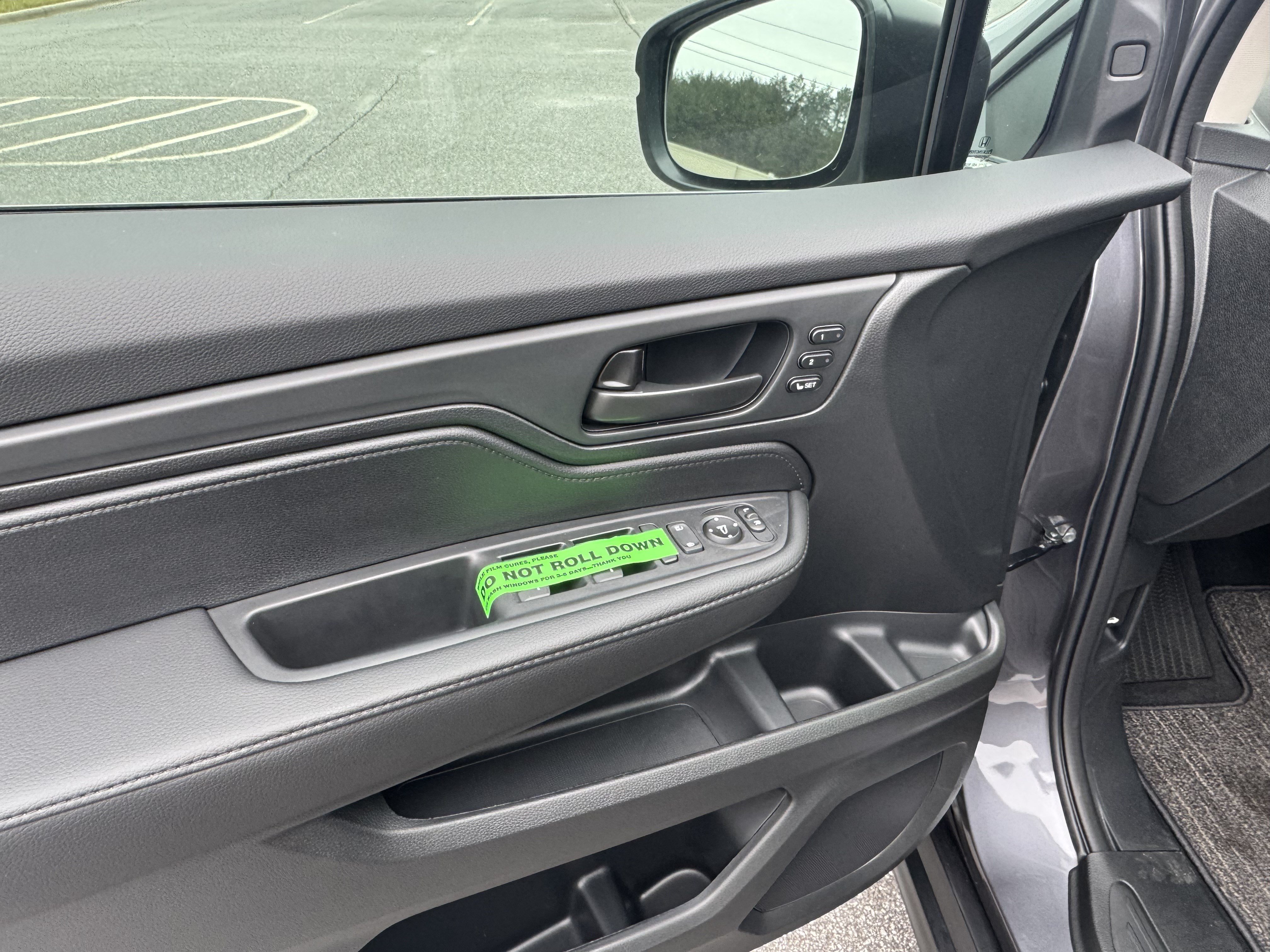 New 2027 Honda Odyssey EX-L image 14
