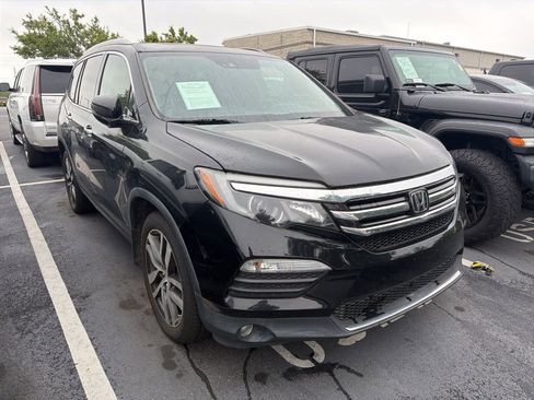 Used 2016 Honda Pilot Elite image 3