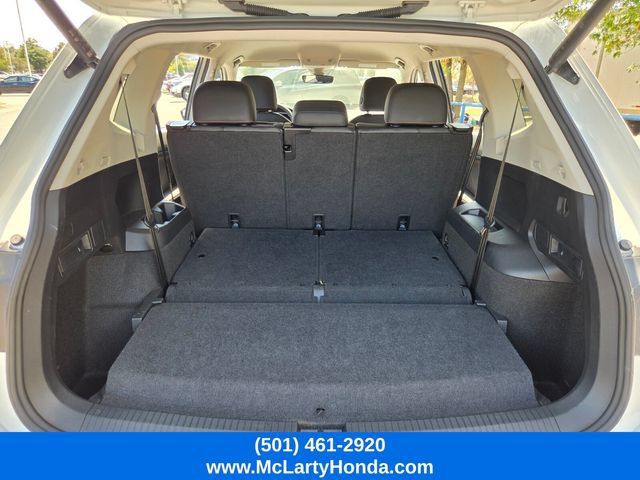 Used 2024 Volkswagen Tiguan Wolfsburg Edition FWD image 16