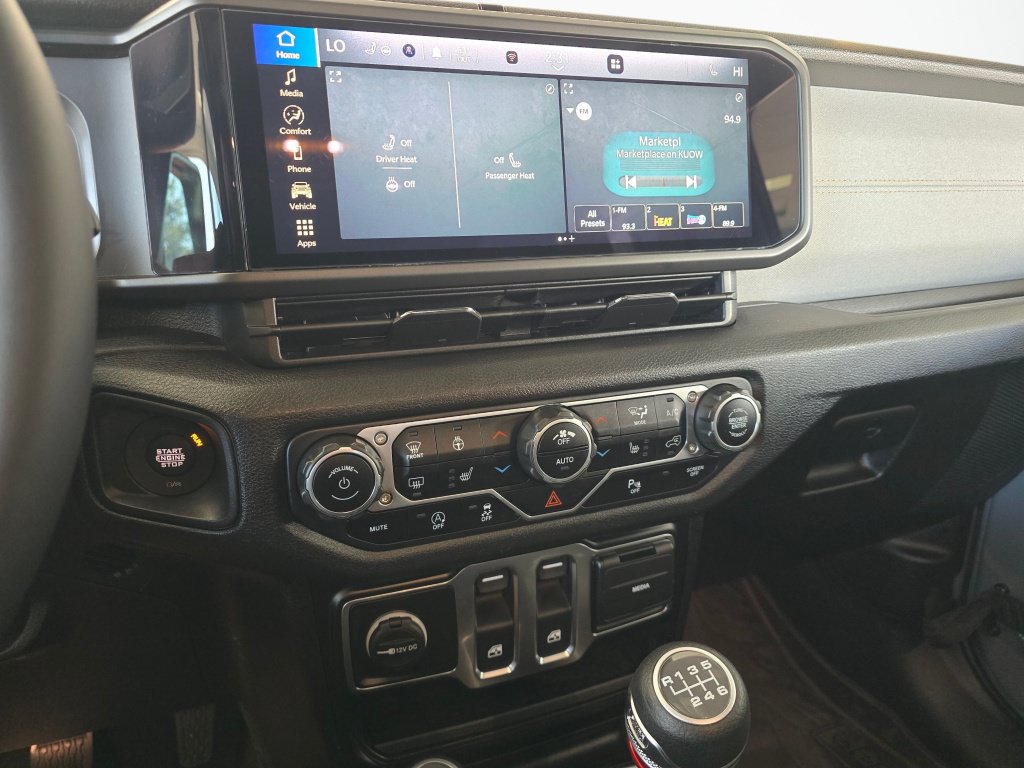 Used 2024 Jeep Wrangler Sport AWD/4WD image 24