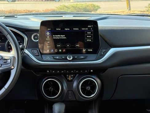 Used 2023 Chevrolet Blazer LT w/ Driver Confidence Package image 13