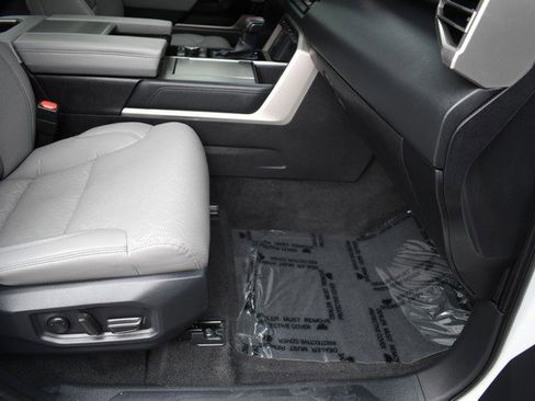 Used 2025 Toyota Sequoia Limited w/ TRD Off-Road Package image 27