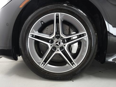Certified 2025 Mercedes-Benz S 580e 4MATIC Sedan image 38