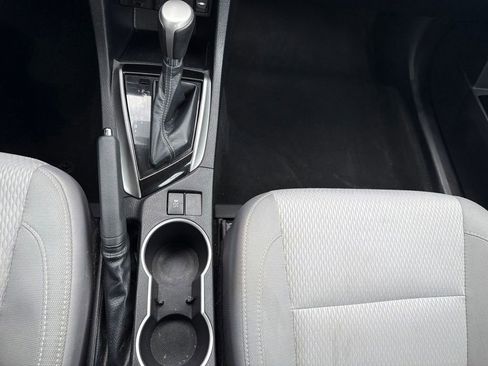 Used 2015 Toyota Corolla LE FWD image 20