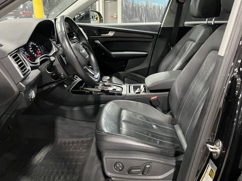 Used 2021 Audi Q5 2.0T Premium w/ Convenience Package image 10