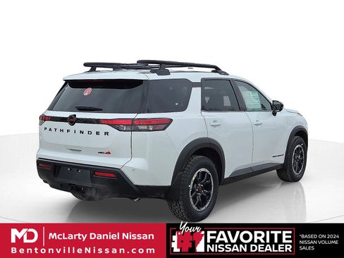 New 2026 Nissan Pathfinder Rock Creek image 5