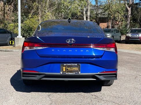 Used 2022 Hyundai Elantra SEL image 26