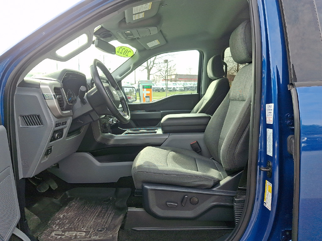 Used 2022 Ford F150 XLT w/ Equipment Group 302A High AWD/4WD image 16