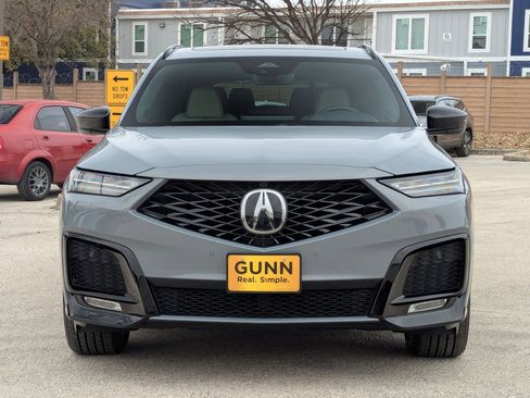 Used 2025 Acura MDX A-Spec image 9