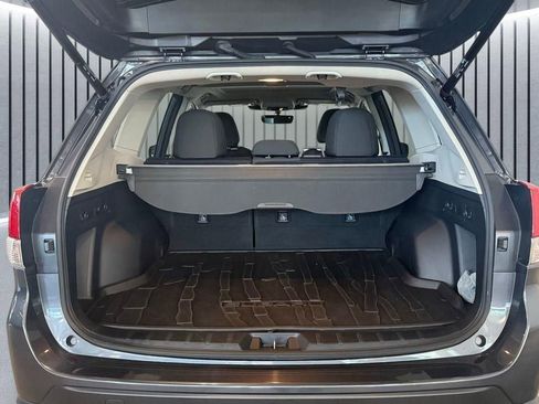 Certified 2024 Subaru Forester Premium AWD/4WD image 9