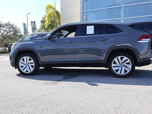 Used 2021 Volkswagen Atlas Cross Sport SE w/ Panoramic Sunroof Package image 6