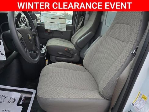 New 2025 Chevrolet Express 3500 Work Van w/ Power Convenience Package image 24