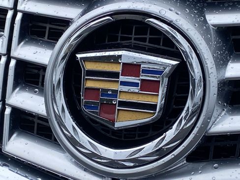 Used 2015 Cadillac SRX Luxury w/ Driver Awareness Package image 36