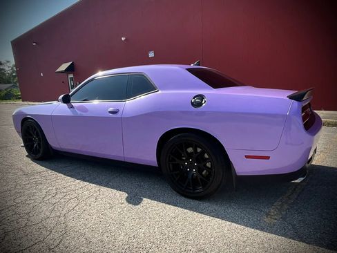 Used 2017 Dodge Challenger R/T Scat Pack RWD image 3