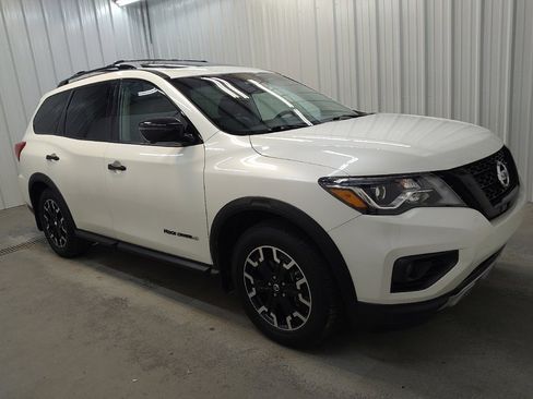 Used 2020 Nissan Pathfinder SL AWD/4WD image 11