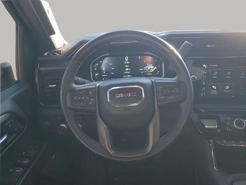 Used 2024 GMC Sierra 2500 AT4 w/ AT4 Premium Plus Package image 24