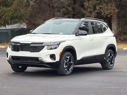 New 2026 Kia Seltos S AWD/4WD image 8