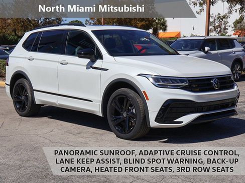 Used 2023 Volkswagen Tiguan SE R-Line image 1