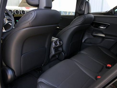 New 2026 Mercedes-Benz GLC 300 4MATIC image 33