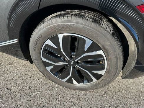 Used 2023 Kia EV6 Wind image 8