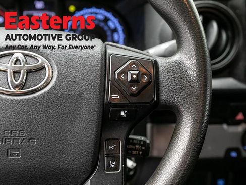 Used 2020 Toyota Tacoma SR RWD image 15