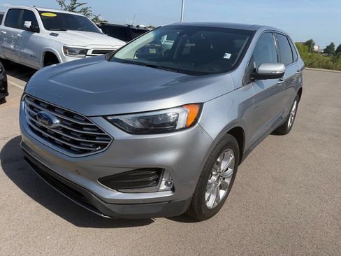 Used 2023 Ford Edge Titanium AWD/4WD image 24