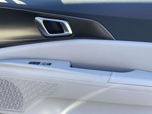 New 2026 Kia Carnival SX w/ SX Dark Edition Package image 17