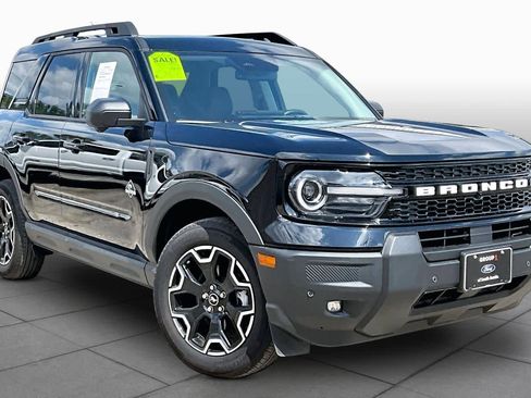 Certified 2025 Ford Bronco Sport Outer Banks w/ Outer Banks Tech Package+ AWD/4WD image 5