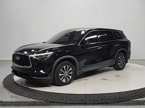 Used 2023 INFINITI QX60 Pure FWD image 3
