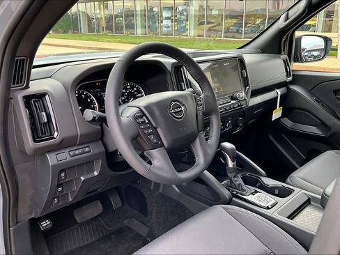 New 2026 Nissan Frontier SV w/ All-Weather Content Package AWD/4WD image 8