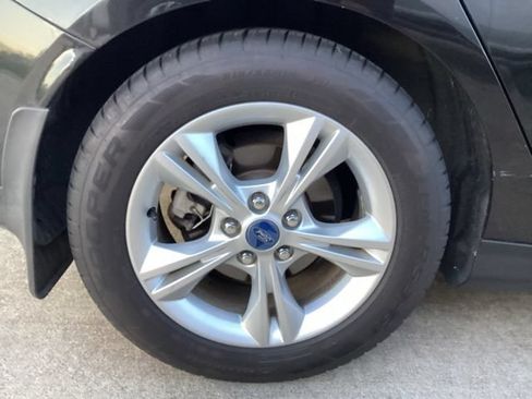 Used 2012 Ford Focus SE FWD image 8