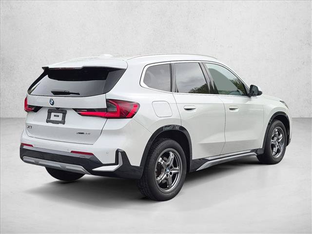 Used 2025 BMW X1 xDrive28i AWD/4WD image 5