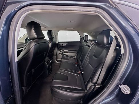 Used 2022 Ford Edge Titanium AWD/4WD image 23