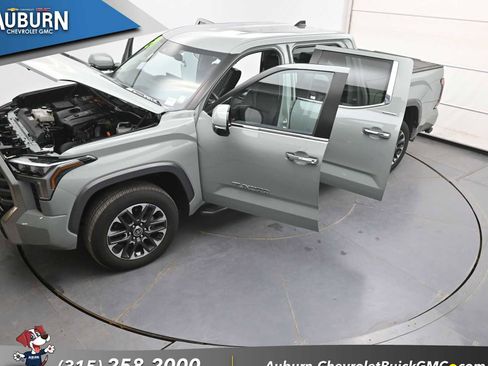 Used 2024 Toyota Tundra Limited AWD/4WD image 36