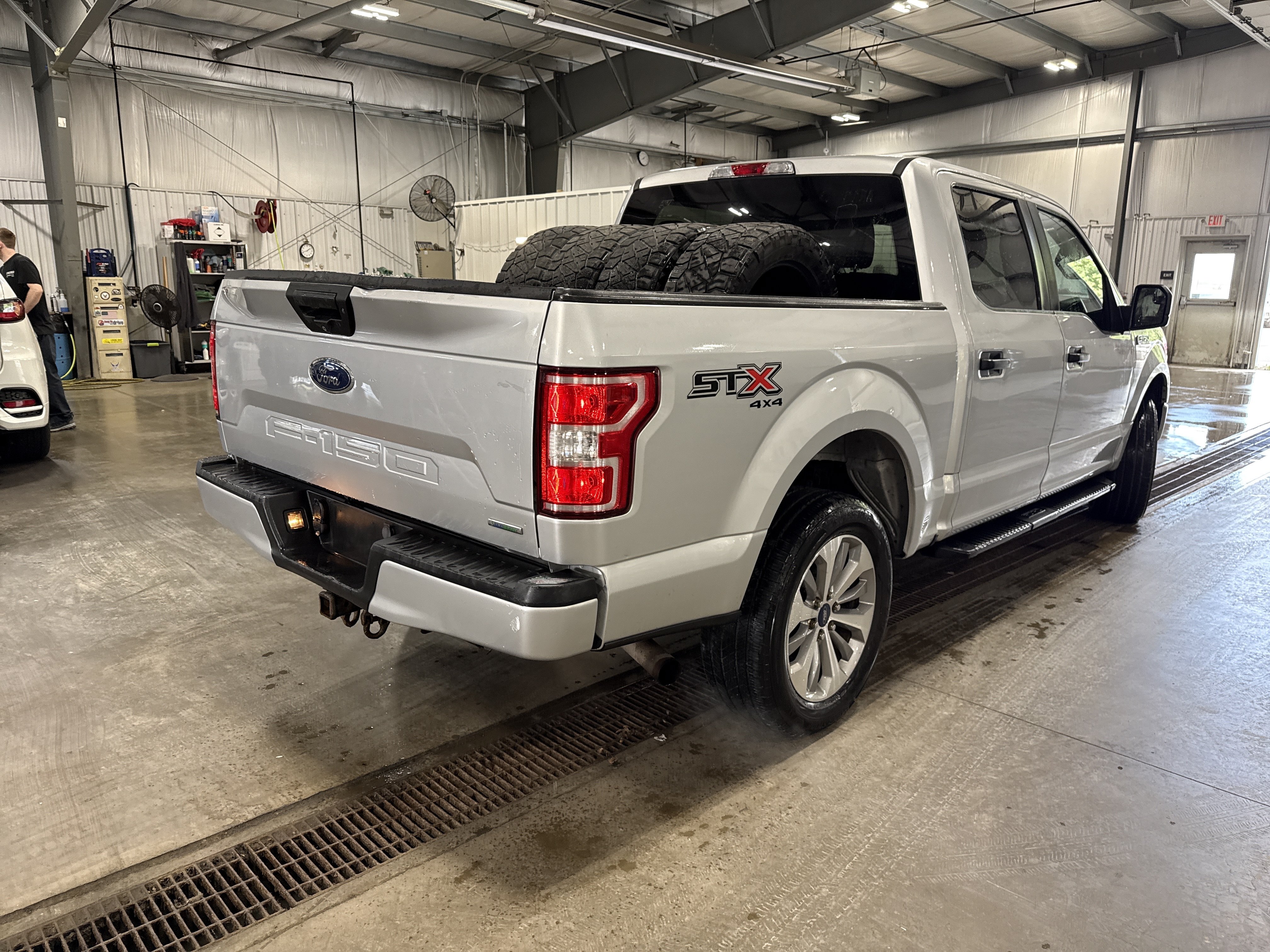 Used 2018 Ford F150 XL w/ Equipment Group 101A Mid AWD/4WD image 3